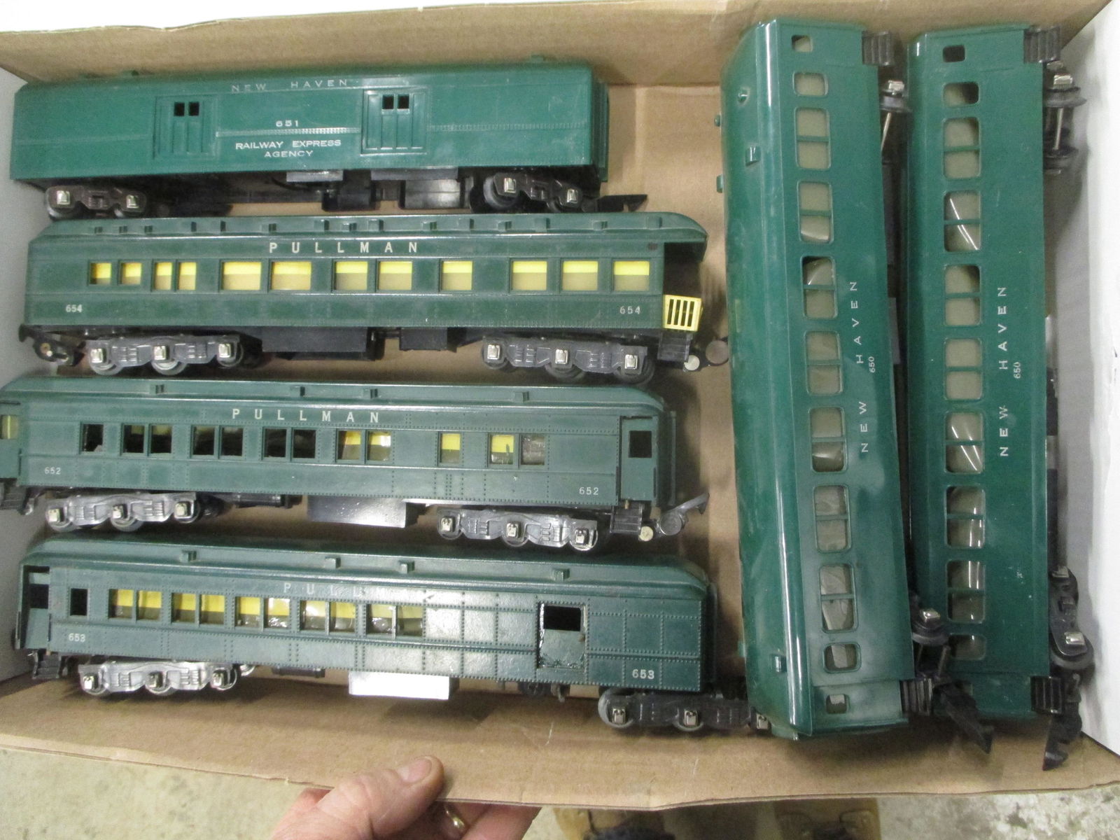 3 AMERICAN FLYER PULLMAN CARS PLUS 3 NEW HAVEN (1 of 1)