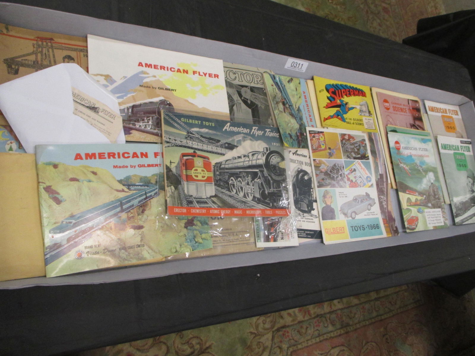 BOX OF MISC AMERICAN FLYER CATALOGS (1 of 5)