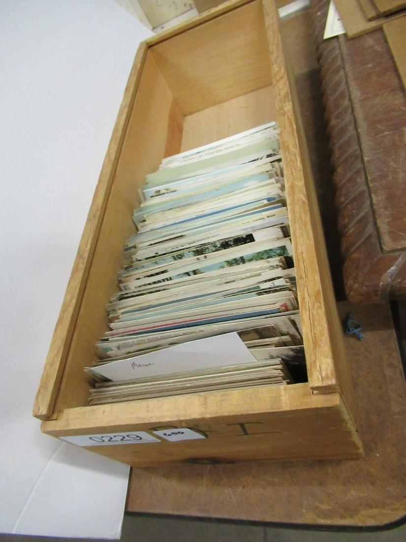 APPROX. 600 POSTCARDS FROM MAINE: APPROX. 600 POSTCARDS FROM MAINE, INCLUDING LIGHT HOUSES, OUTDOOR SCENES, AND SOME BUILDINGS