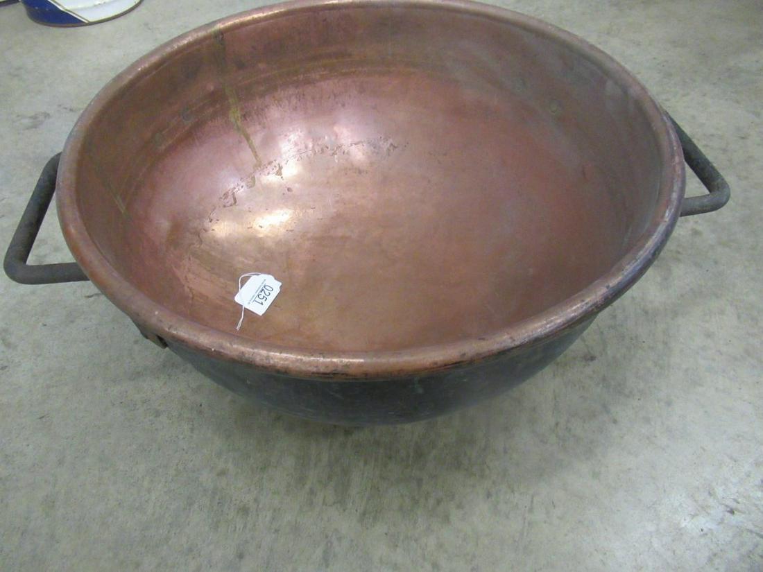 2 HANDLED COPPER CHOCOLATE POT BY BRUCE + WEST MFG. CO.: 2 HANDLED COPPER CHOCOLATE POT BY BRUCE + WEST MFG. CO. CLEVELAND, OHIO, APPROX. 30" HANDLE TO HANDLE, 1' IN HEIGHT