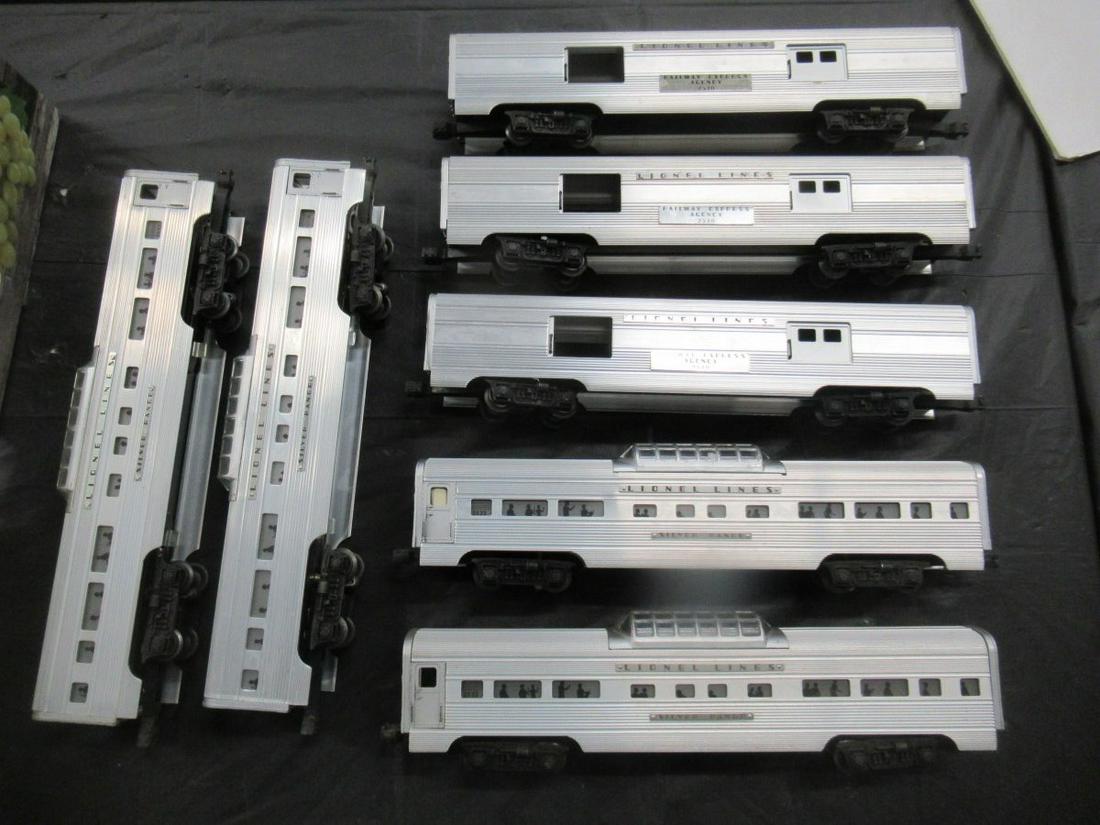 7 LIONEL O GAUGE RAILWAY EXPRESS TRAIN CARS: 7 LIONEL O GAUGE RAILWAY EXPRESS TRAIN CARS