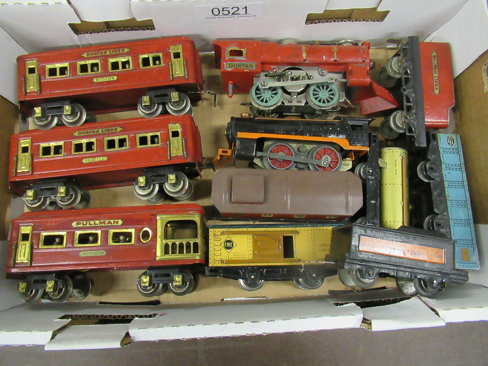 Lot of Train Cars Including Dorfan Lines Engine: Lot of Train Cars Including Dorfan Lines Engine and Pullman Cars