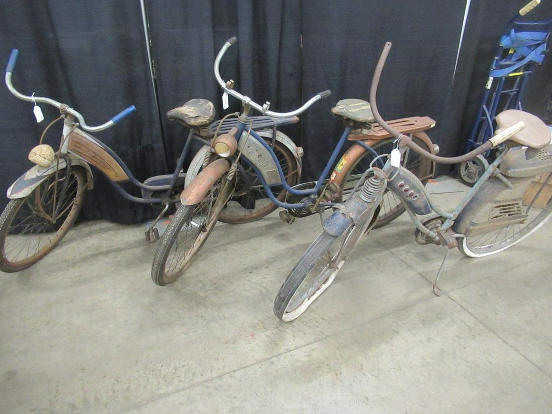 3 Girls Bicycles, 2 w/ Roadmaster Badge: 3 Girls Bicycles, 2 w/ Roadmaster Badge, 1 JC Higgens
