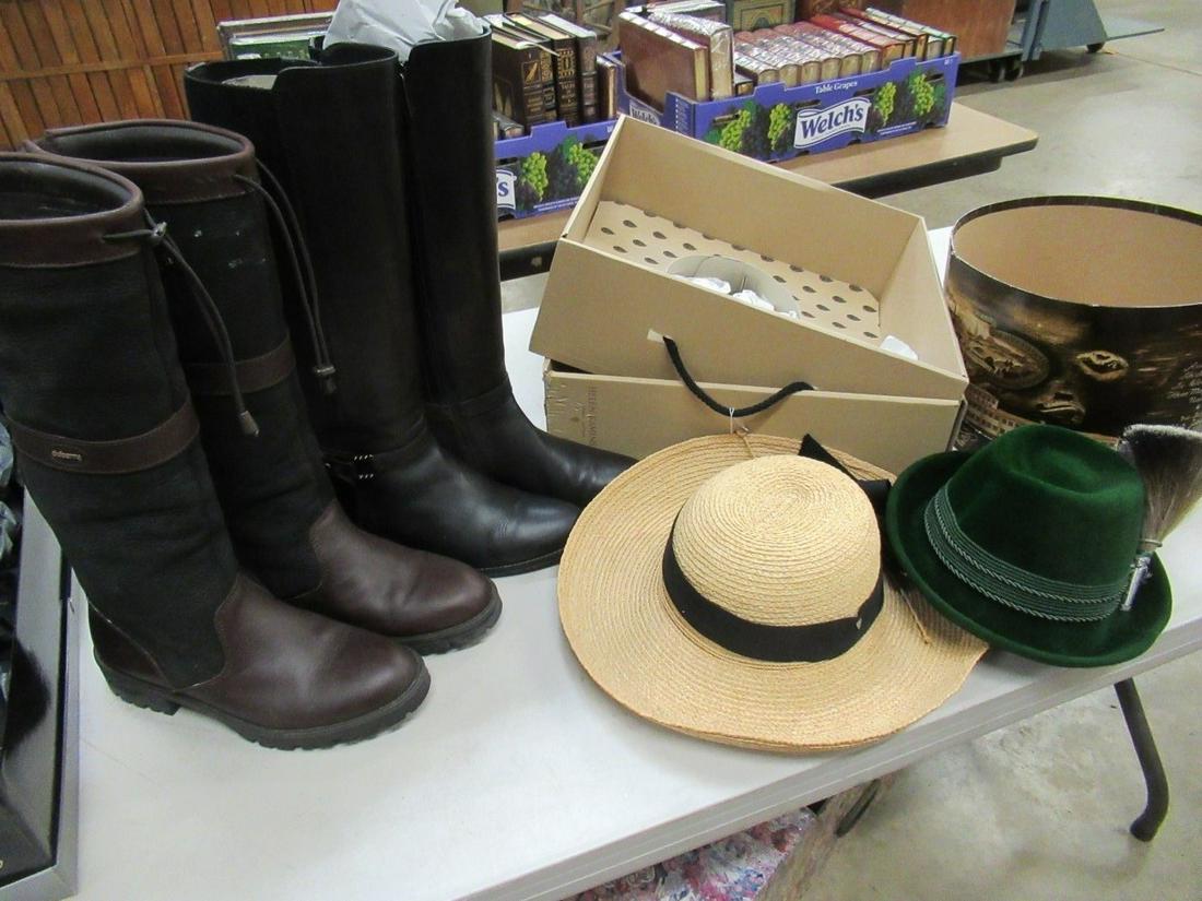 2 Pair Ladies Boots and 2 Hats: 2 Pair Ladies Boots, Duberry size 39 and Aquatalia size 8 and 2 Hats incl. Helen Kaminski