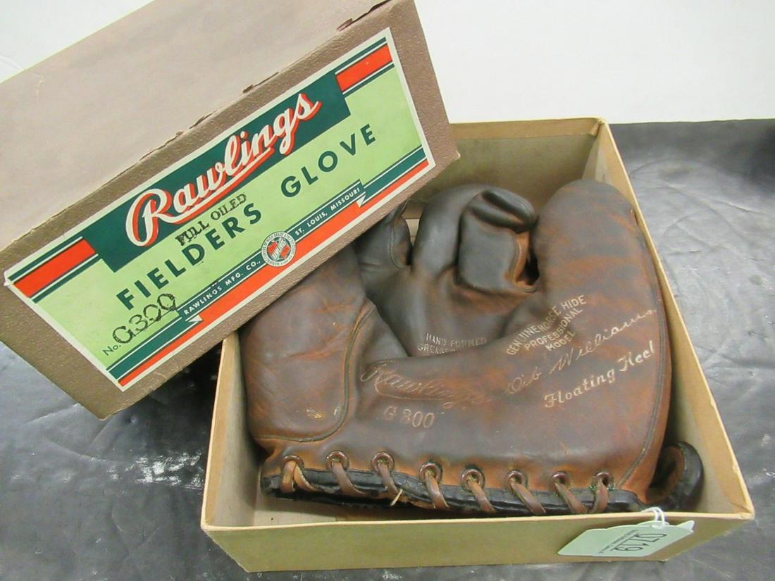 2 Antique Leather Baseball Gloves incl Rawlings: 2 Antique Leather Baseball Gloves incl Rawlings