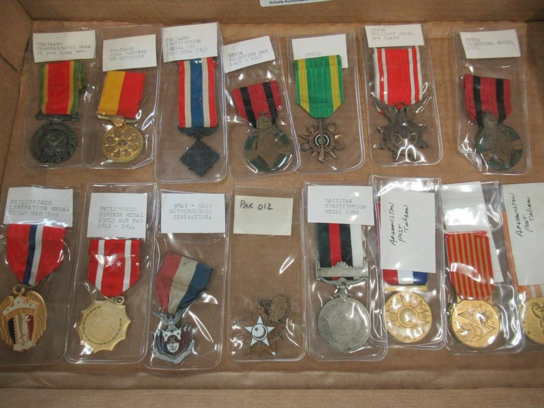 Lot 15 Medals incl. Philippians, Pakistan, Etc: Lot 15 Medals incl. Philippians, Pakistan, Syria, and Thailand