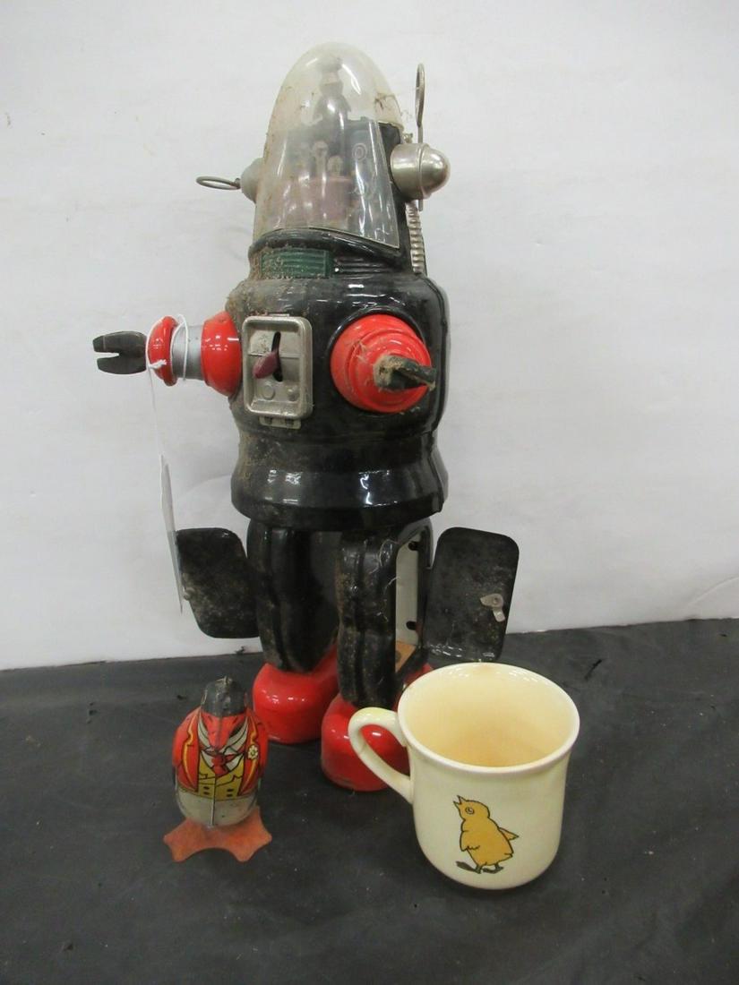 Robbie the Robot, Penguin Wind Up Toy, Etc (1 of 5)