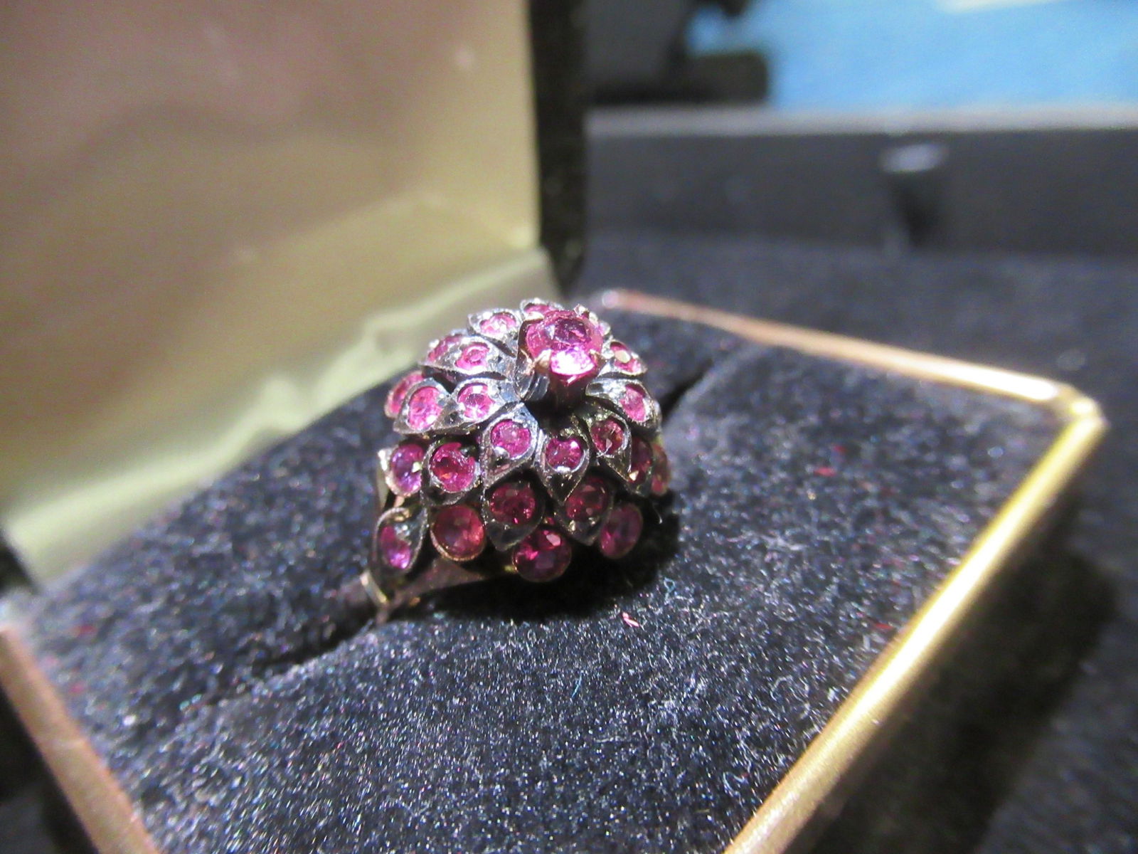 14k Gold Ring with Cluster of Amethyst (1 of 2)