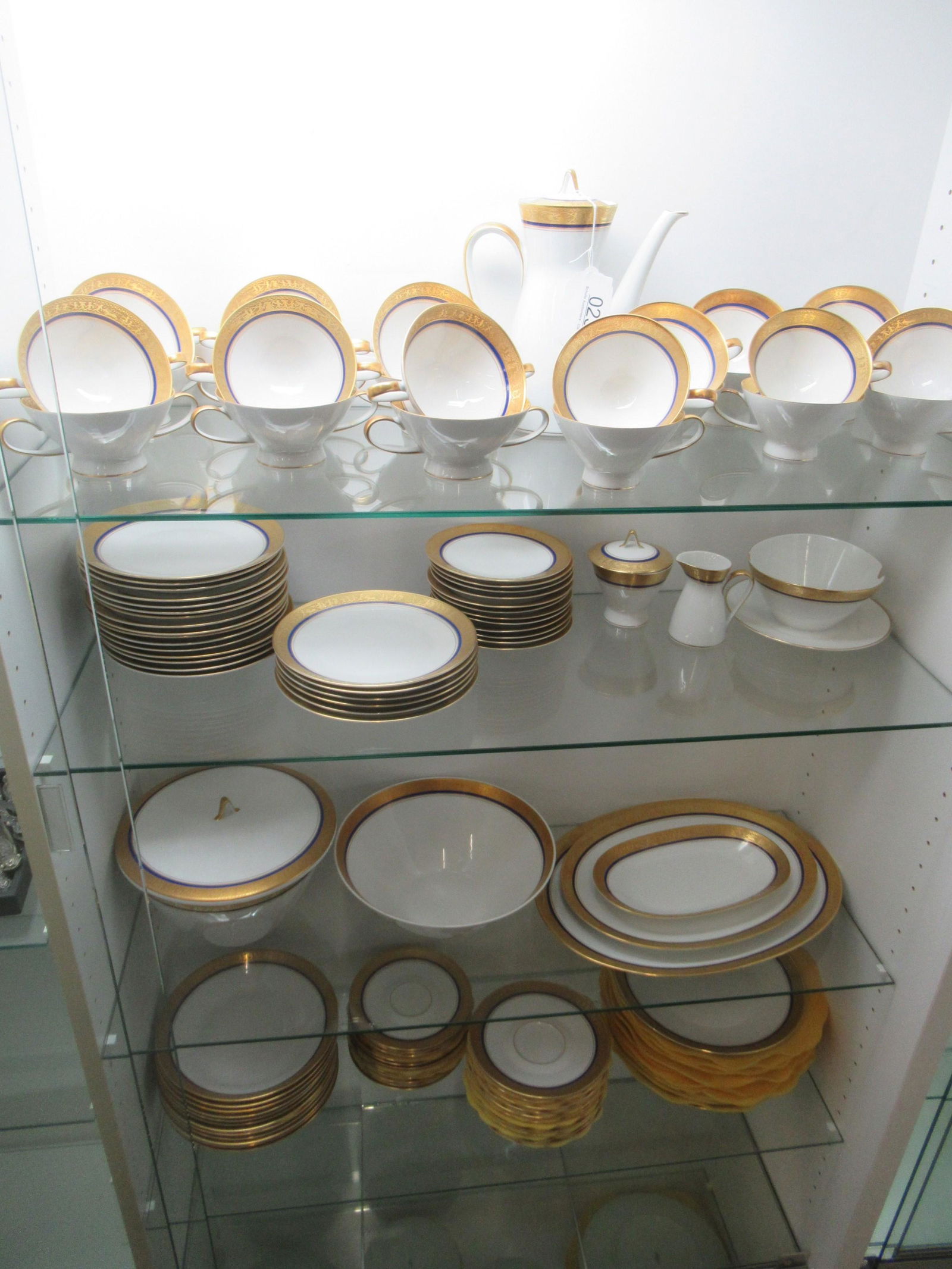 Rare Children at Play Pattern Rosenthal Dinner Set (1 of 7)