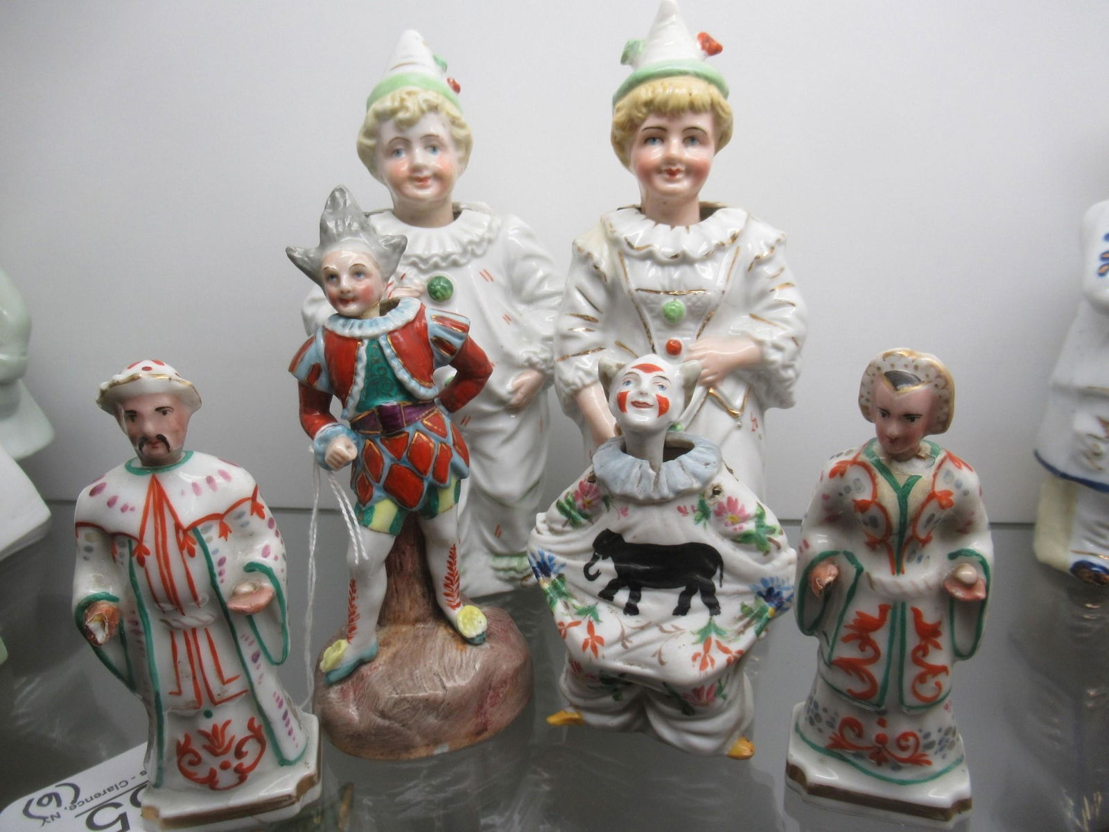 6 Nodders incl 4 Clowns and 2 Asian Figures (1 of 7)