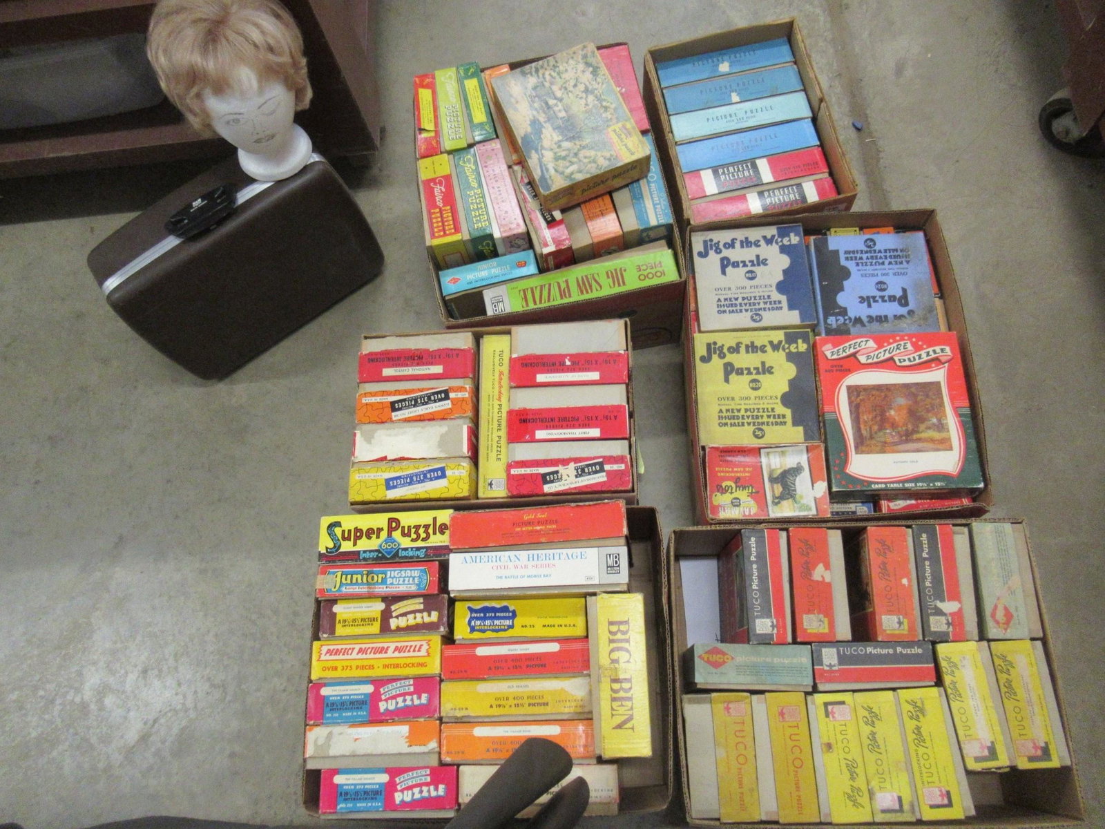 6 Boxes Misc. Puzzles: 6 Boxes Misc. Puzzles incl. Super Puzzles, Picture Perfect, Wood Picture Puzzles, Tuco, Etc -