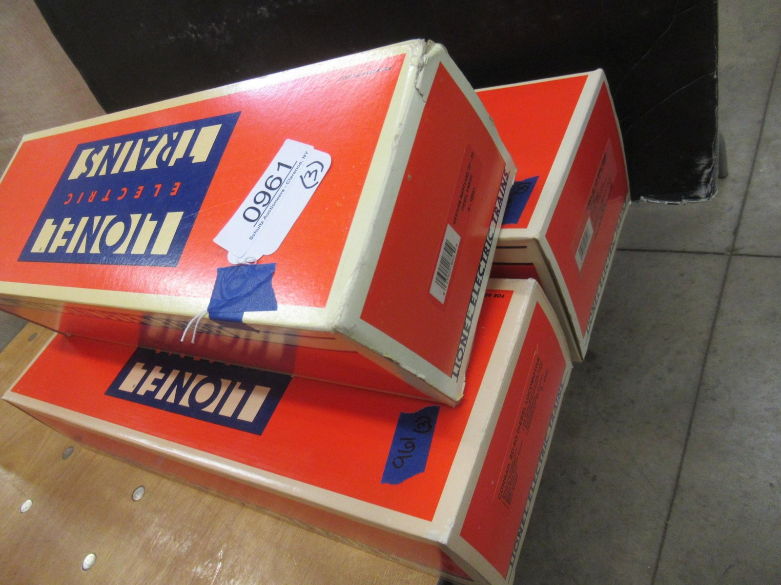 3 Lionel Engines in Boxes: 3 Lionel Engines in Boxes incl. Western Maryland, Conrail SD40, and Conrail SD60M -