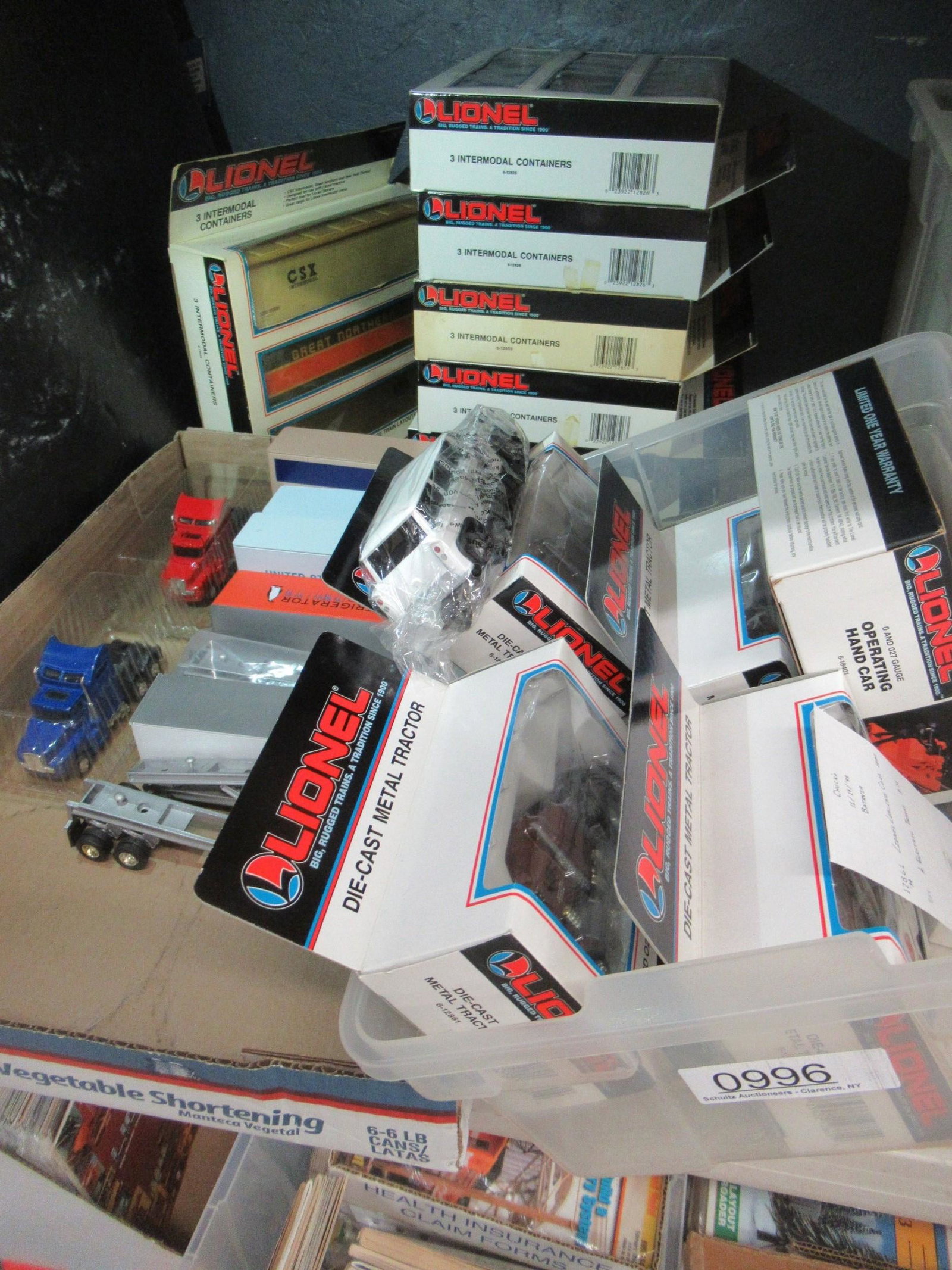 Diecast Metal Tractors and Trailers: Diecast Metal Tractors and Trailers, Mostly Lionel -