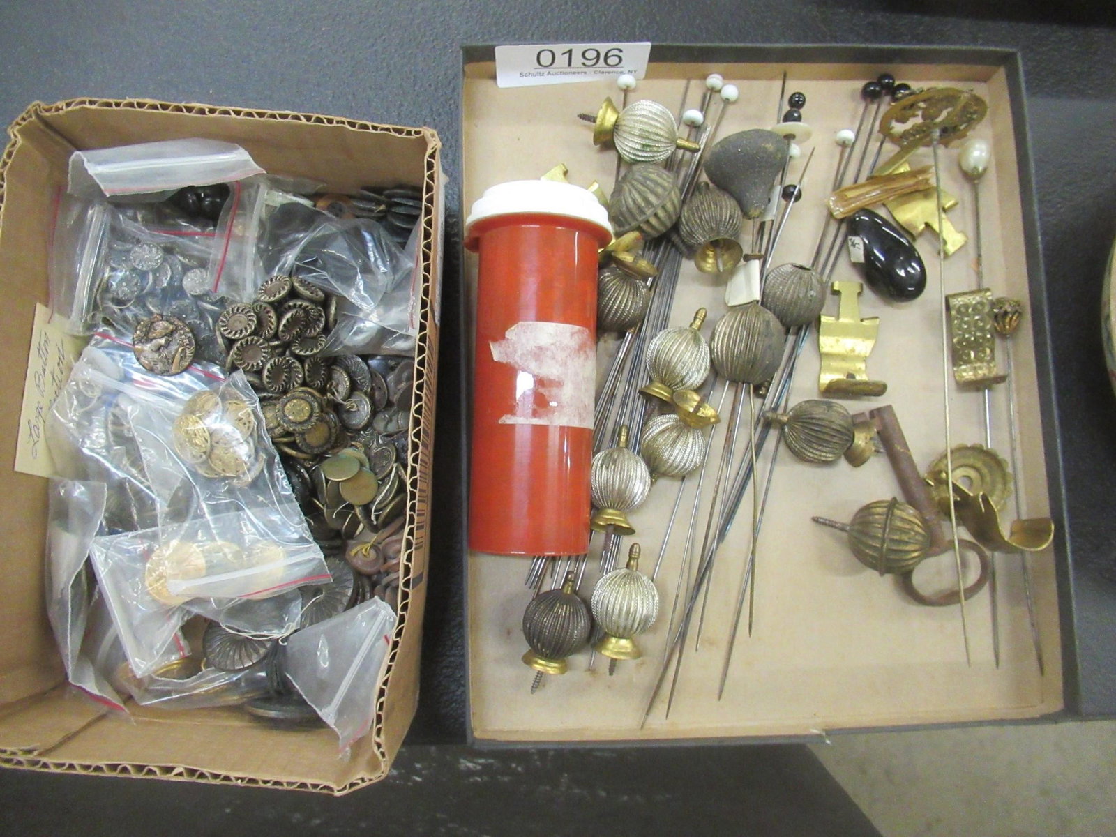 Box Lot of Buttons and Misc.: Box Lot of Buttons and Misc. -
