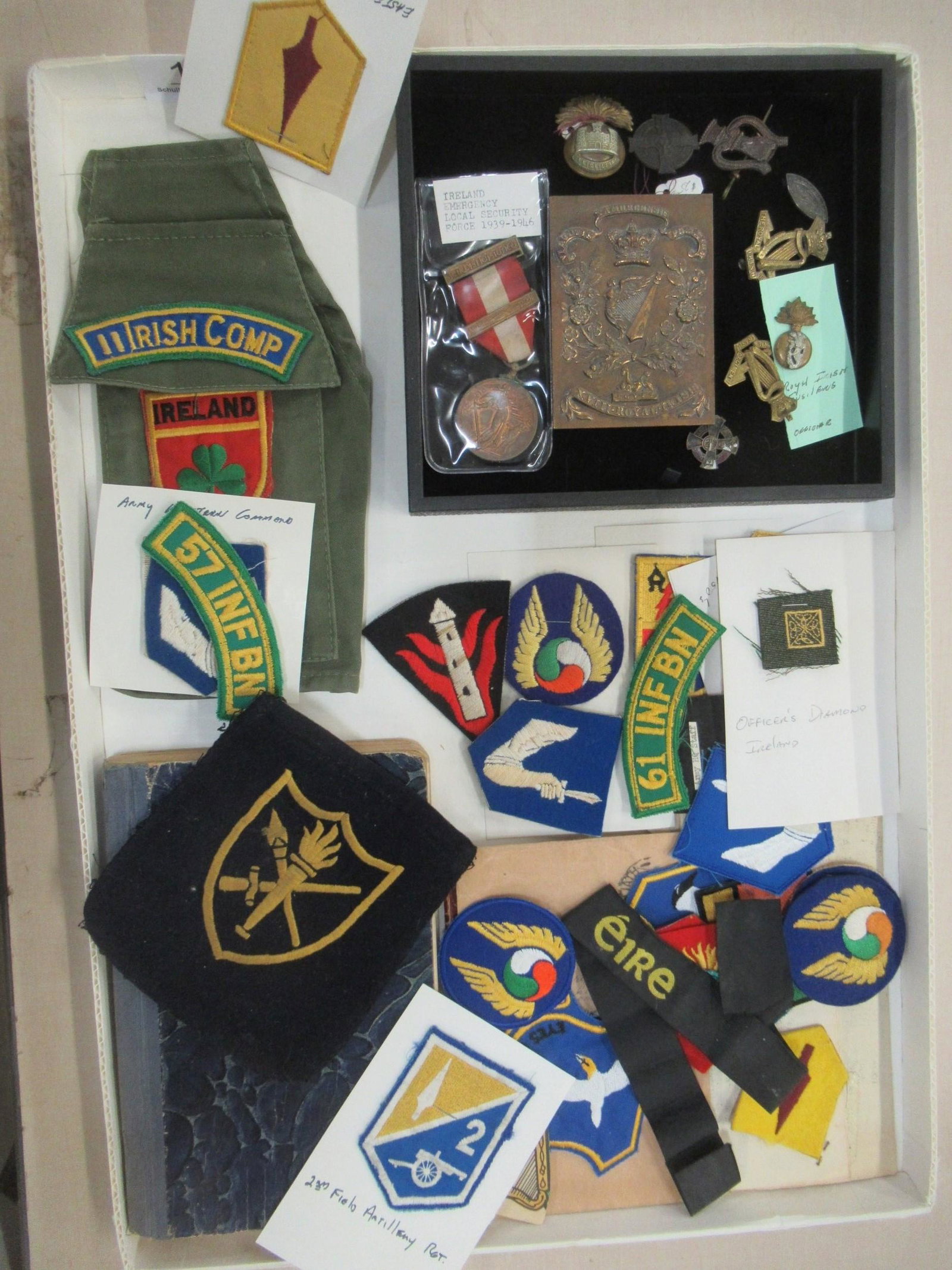 Mixed Lot of Irish Medals and Patches etc: Mixed Lot of Irish Medals and Patches etc -