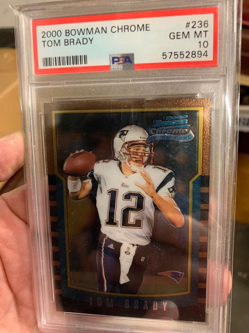 2000 Bowman Chrome # 236 Tom Brady Rookie Card (1 of 4)