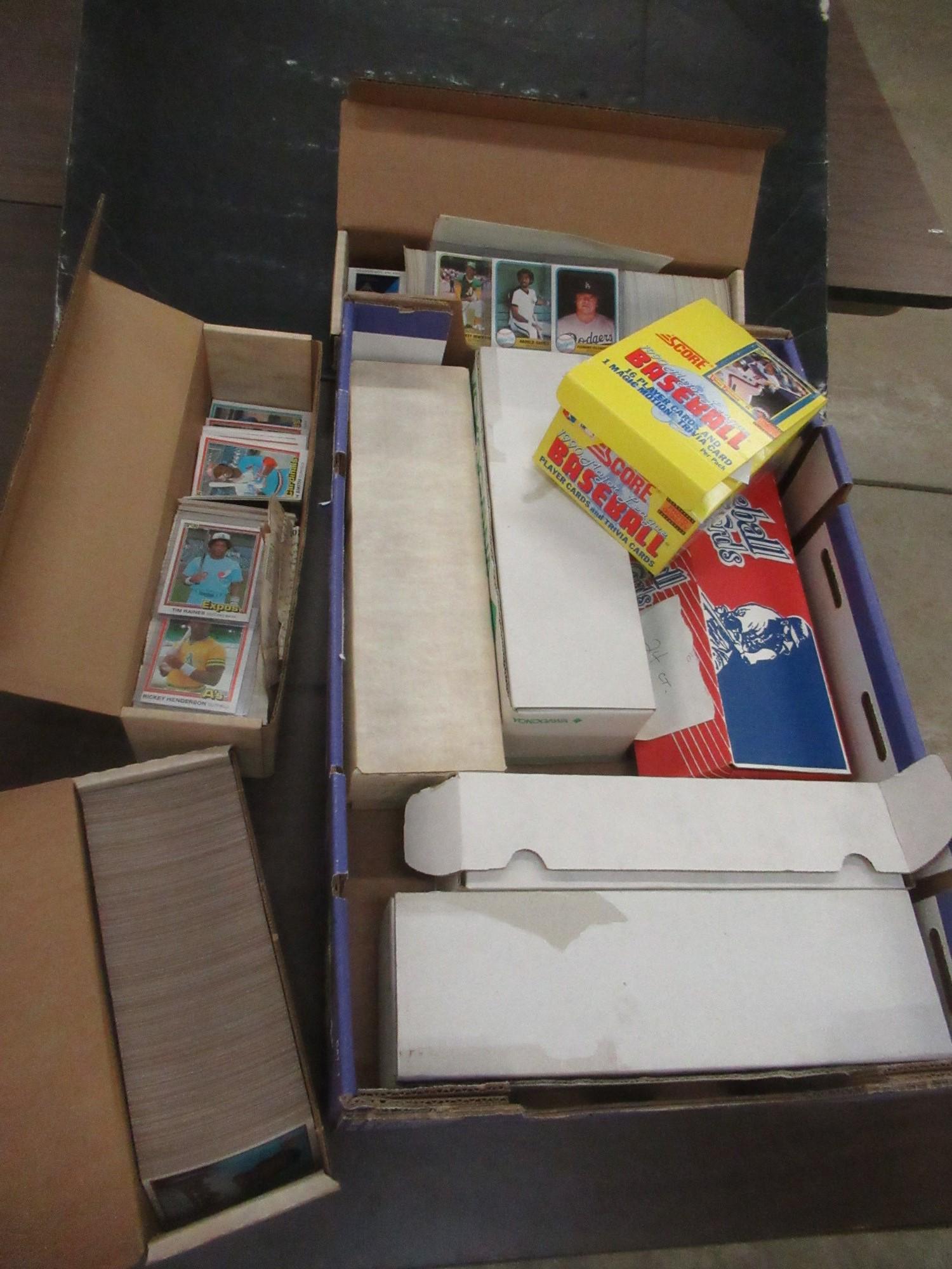 Large Group of Newer Sets of Baseball Cards (1 of 6)