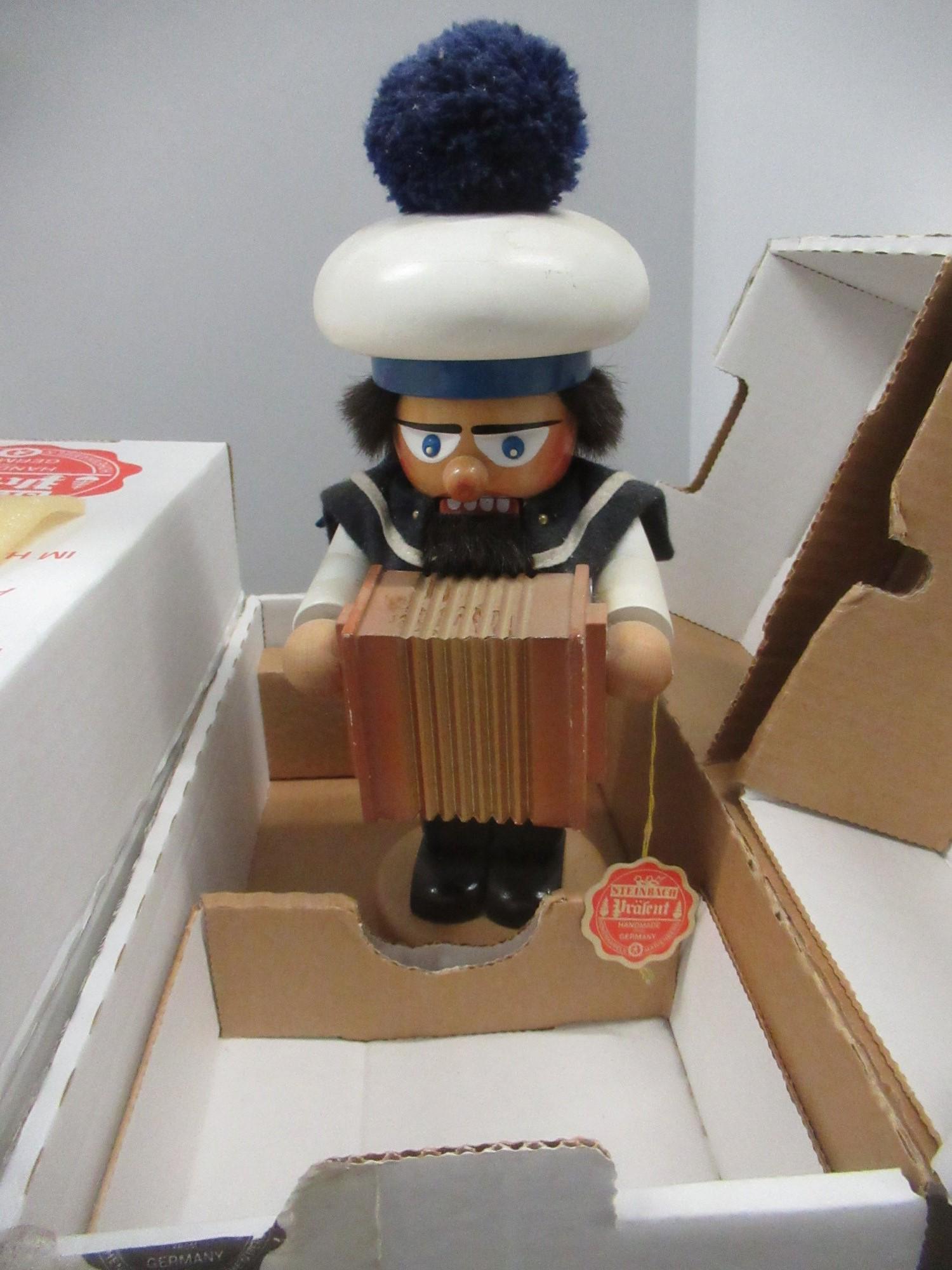 6 Steinbach Nutcrackers in Boxes (1 of 3)