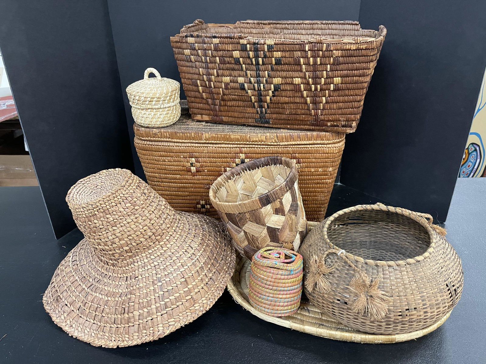 Group of Baskets incl. Salish basket (1 of 9)