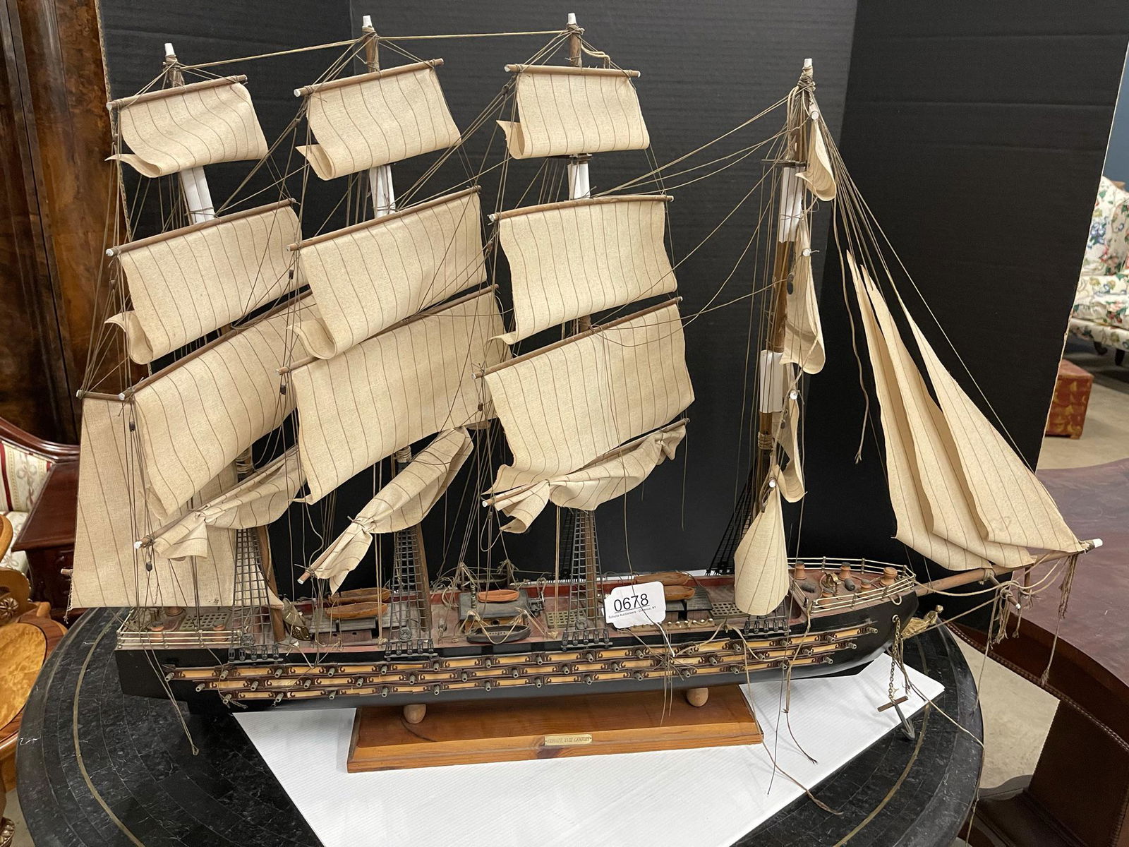Model of an 18th C. Frigate Sailing Ship: Model of an 18th C. Frigate Sailing Ship - Approx 28.5 x 42 x 11
