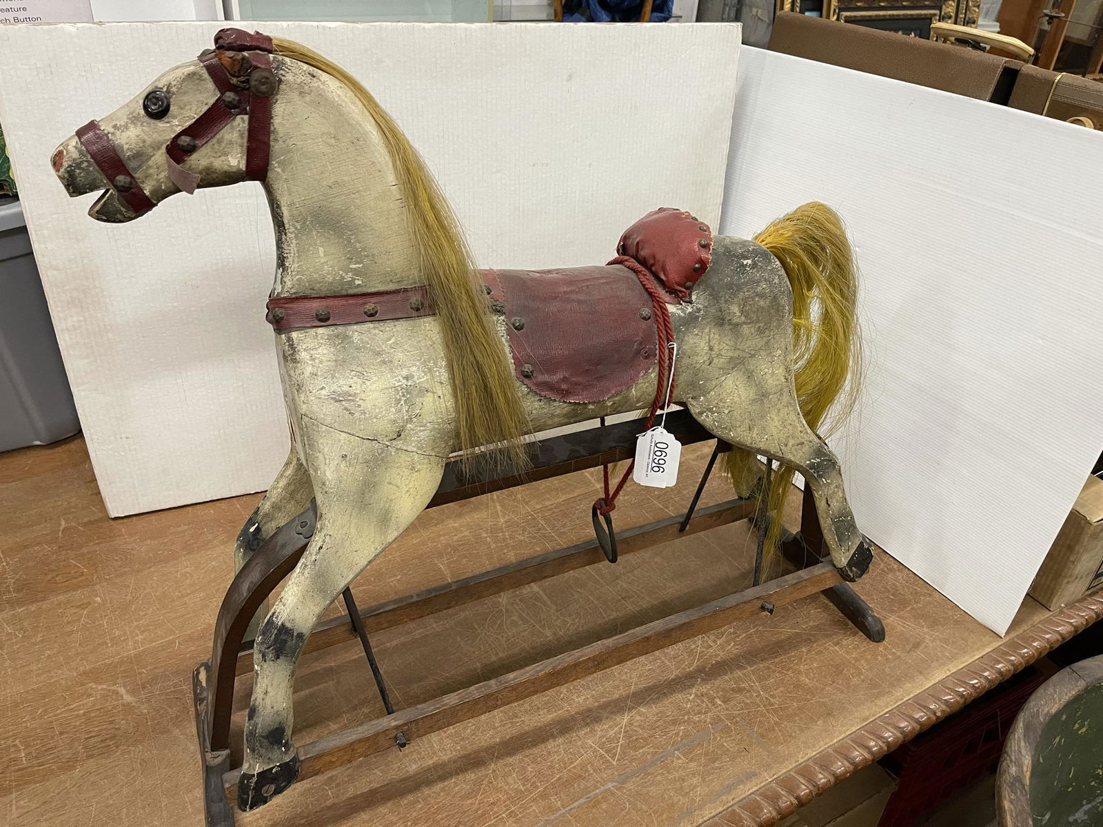 Wooden Rocking Hobby Horse: Wooden Rocking Hobby Horse - Approx 26 x 28 x 10