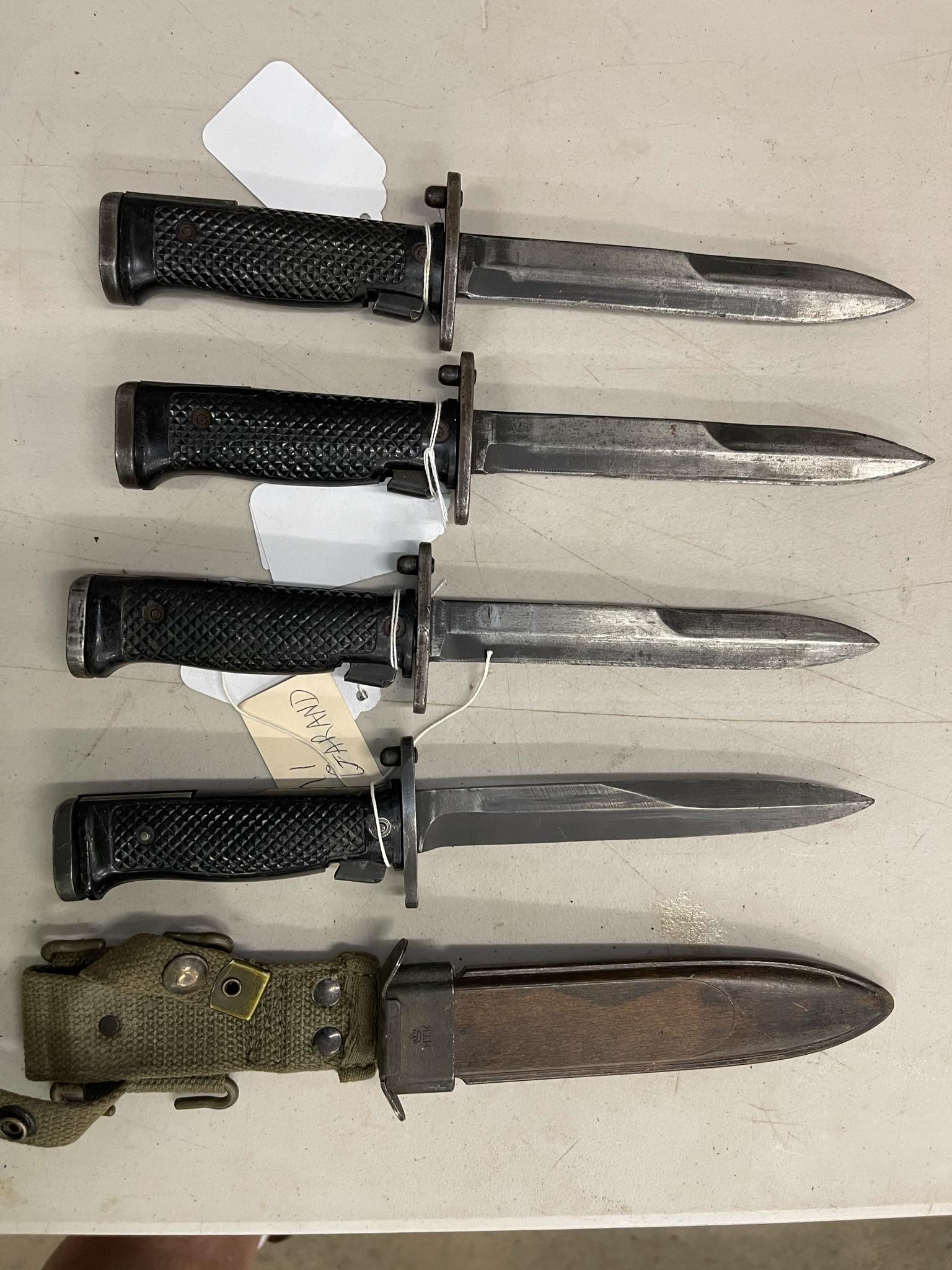 3 US M5 A1 Bayonets & M1 Garand Bayonet: 3 US M5 A1 Bayonets, 1 M1 Garand Bayonet with Scabbard - Approx. 11" long