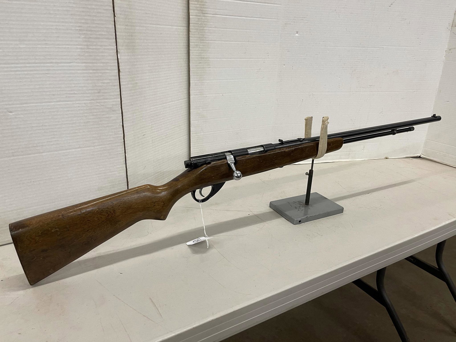Springfield Model 86C Bolt Action Rifle 22 cal.: Springfield Model 86C Bolt Action Rifle 22 cal. - Approx. 43" long