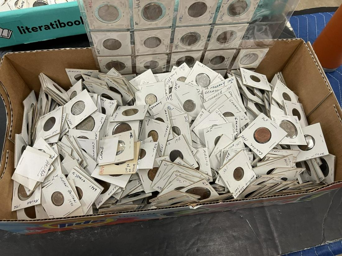 Box Lot of Mixed Foreign Coins (1 of 7)