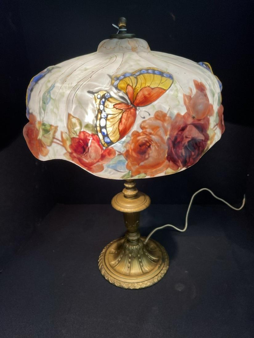 Pairpoint Puffy Lamp with Butterflies & Roses (1 of 8)
