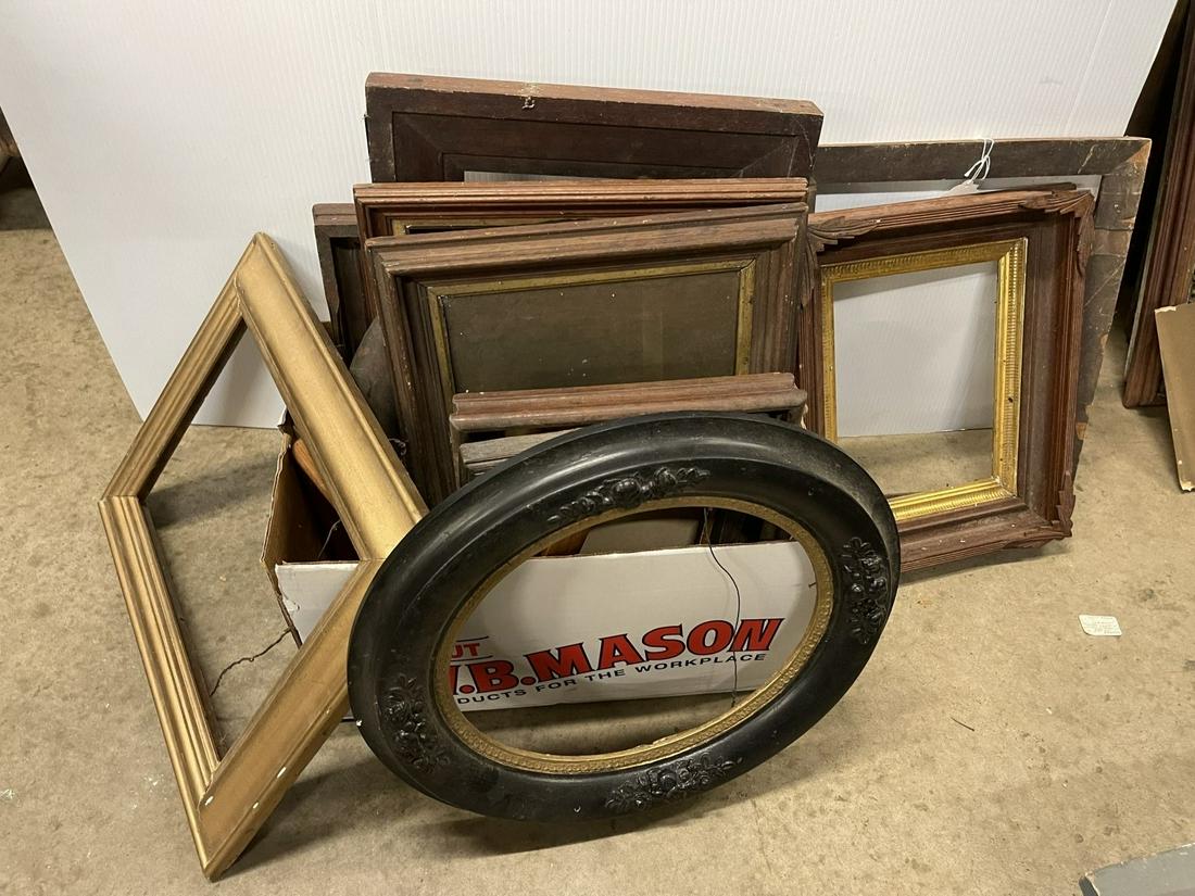 Group of Picture Frames, incl. Victorian (1 of 3)
