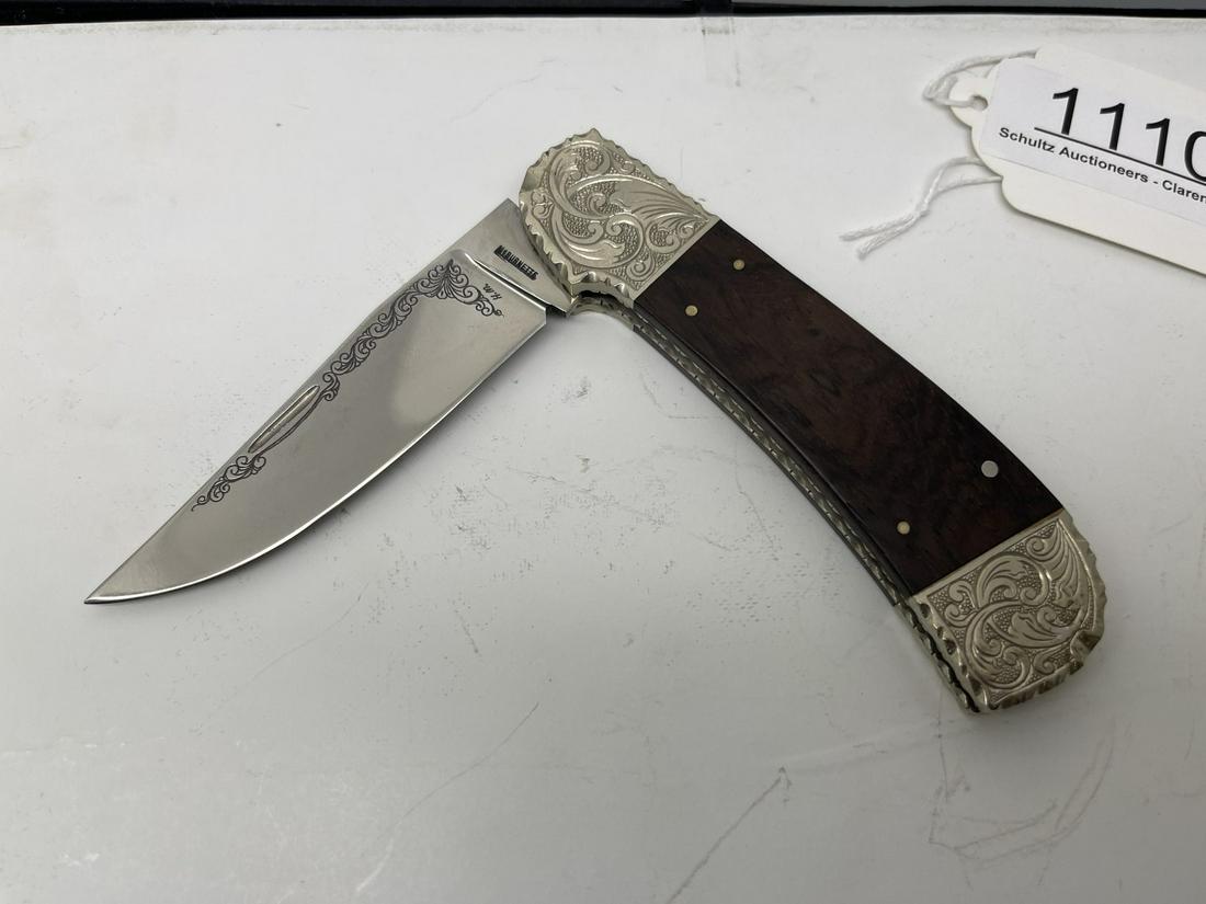 McBurnette Custom Folding Knife Engraved (1 of 6)