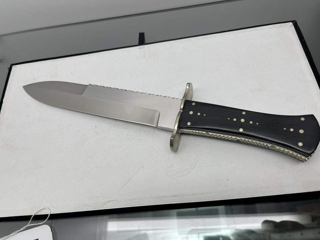 McBurnette Bowie Knife Wood Handle (1 of 6)