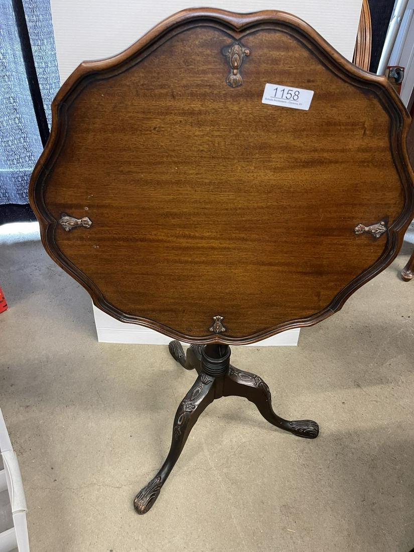 Tilt-Top Table w/Pie crust edge and carved legs (1 of 2)