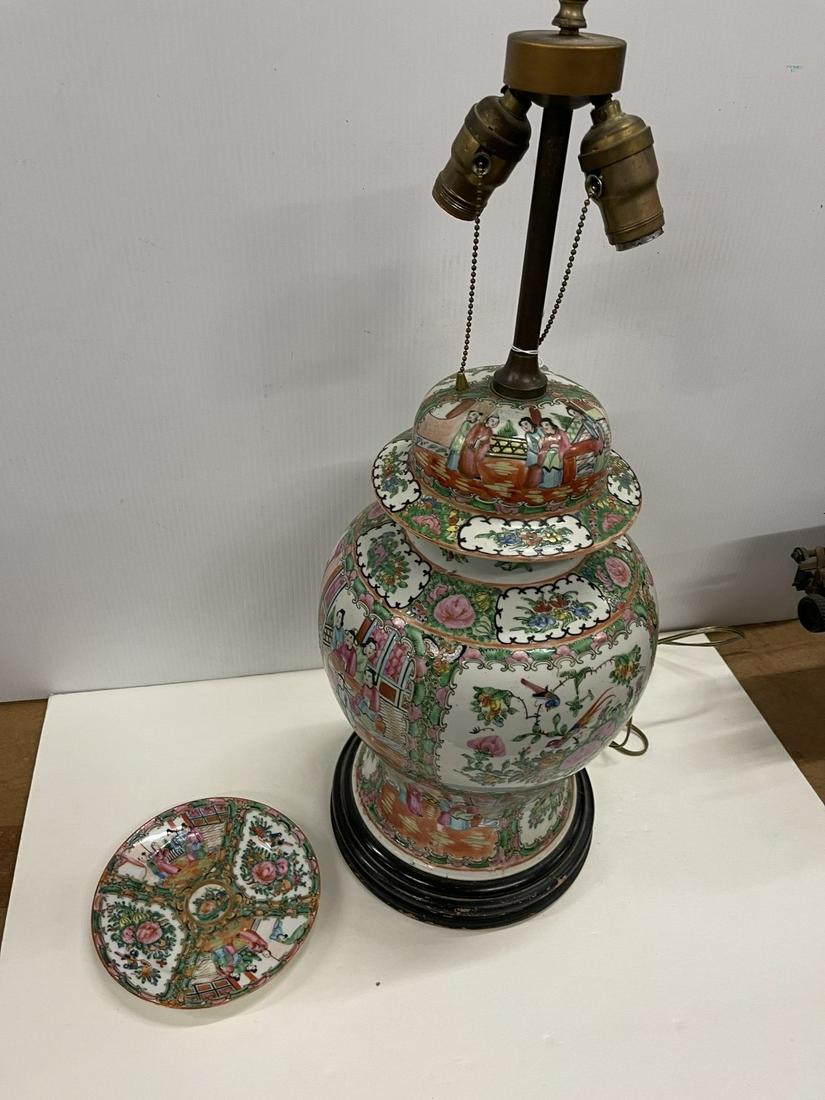 Rose Medallion Ginger Jar Lamp & plate (1 of 6)