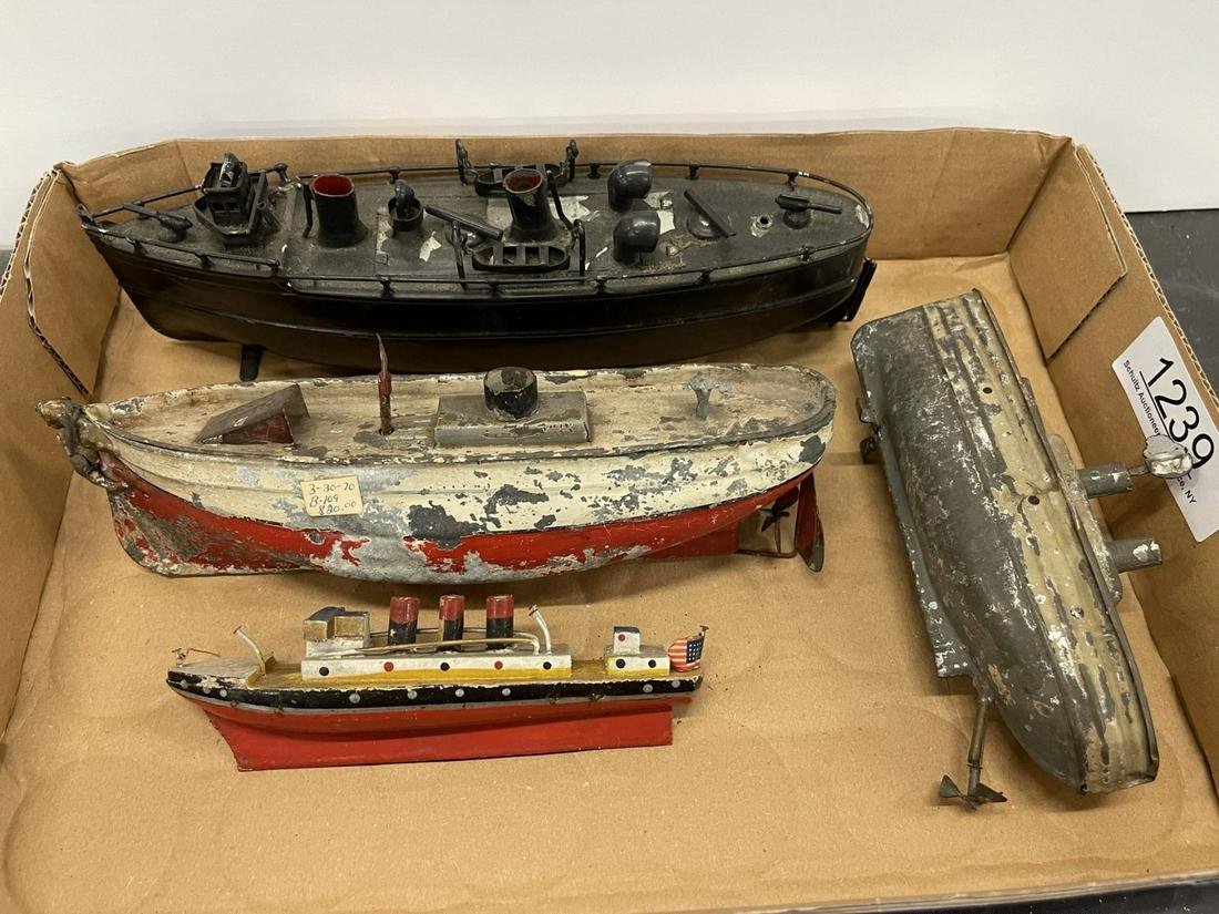 Group of Early Tin Toy Boats incl. Battleship (1 of 2)