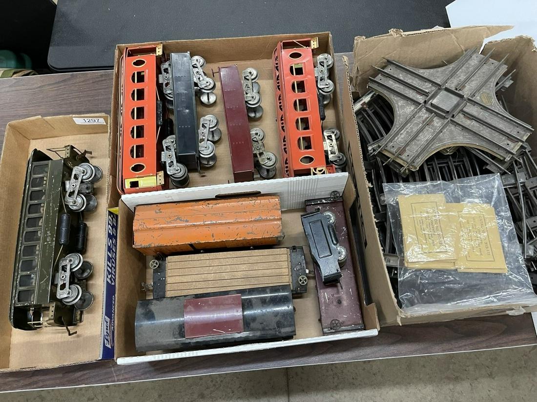 Lionel Train Cars incl. Passenger  Cars, Etc (1 of 5)