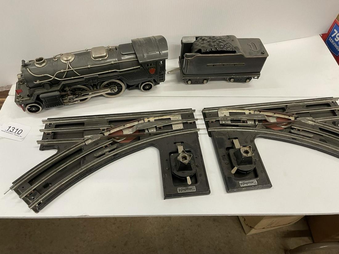 Lionel Lines Train Engine 385E, Coal Tender (1 of 9)