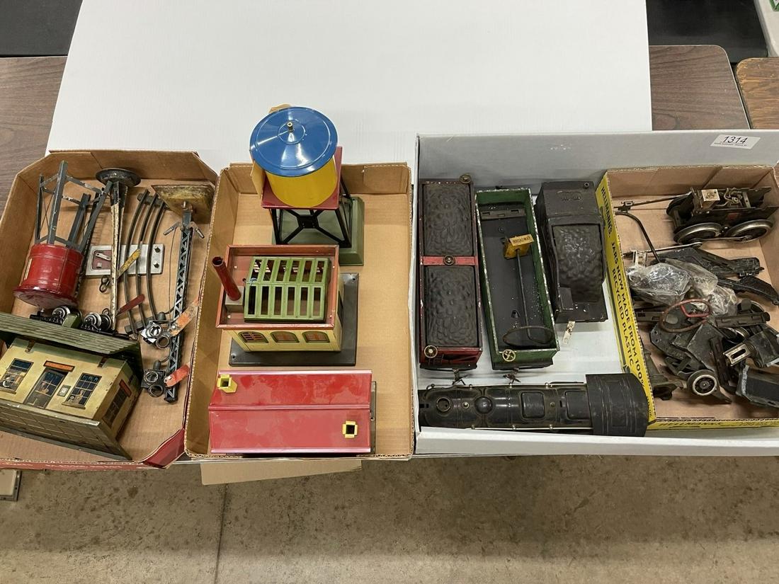 Mixed Lot incl. Lionel Buildings & Accessories (1 of 7)