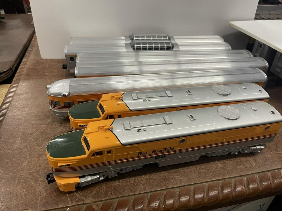 Williams Trains Rio Grand Lot of 7 (1 of 4)