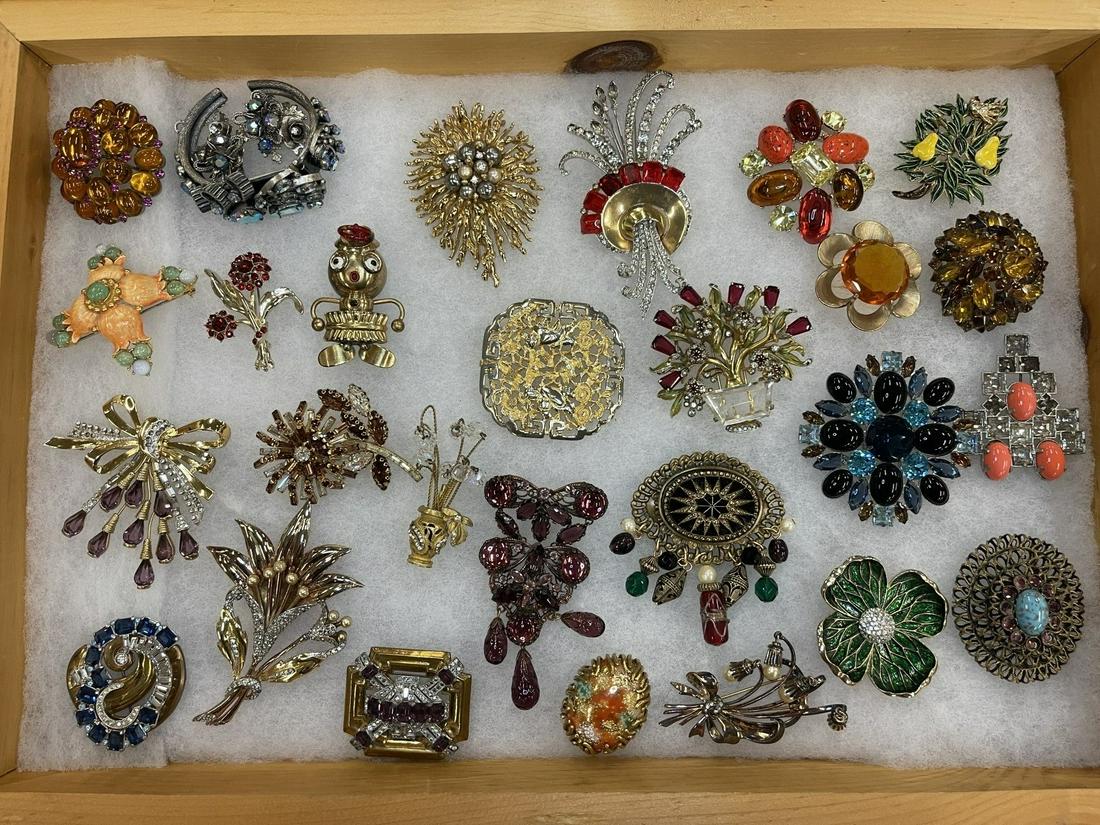 Group of Costume Jewelry, Mostly Pins (1 of 12)