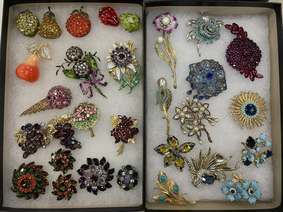 Group of Costume Jewelry incl Pins, Signed Pieces (1 of 7)
