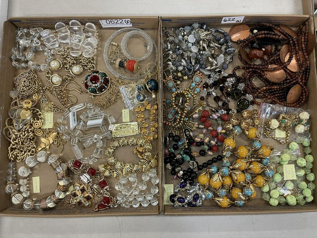 Group of Costume Jewelry incl. Necklaces, etc (1 of 9)