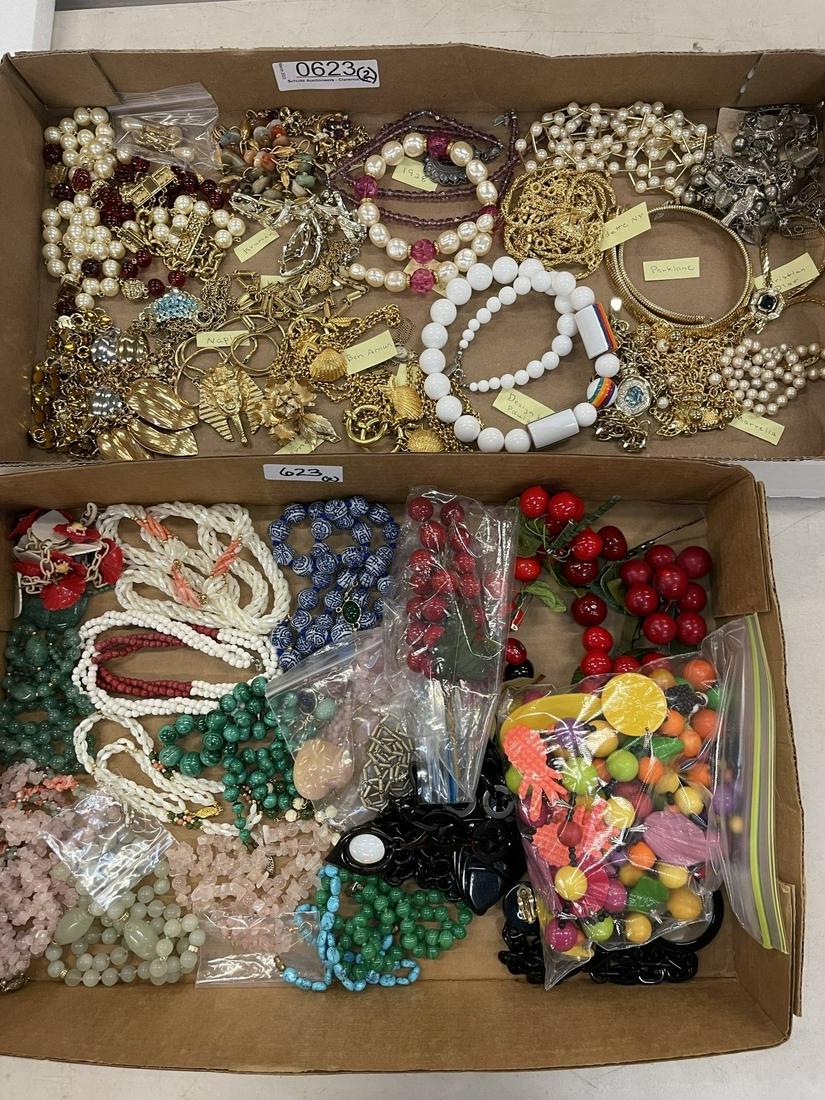 Group of Costume Jewelry incl. Necklaces, etc. (1 of 8)