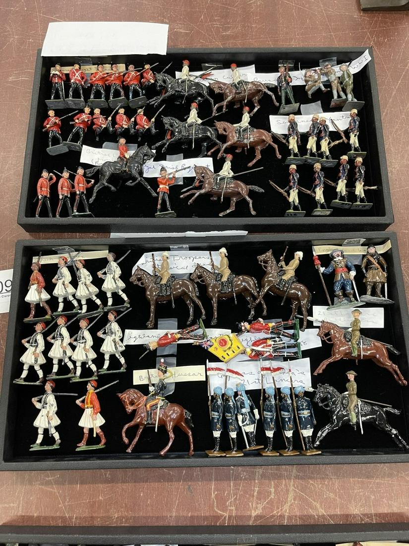 2 Trays of British Toy Soldiers (1 of 9)