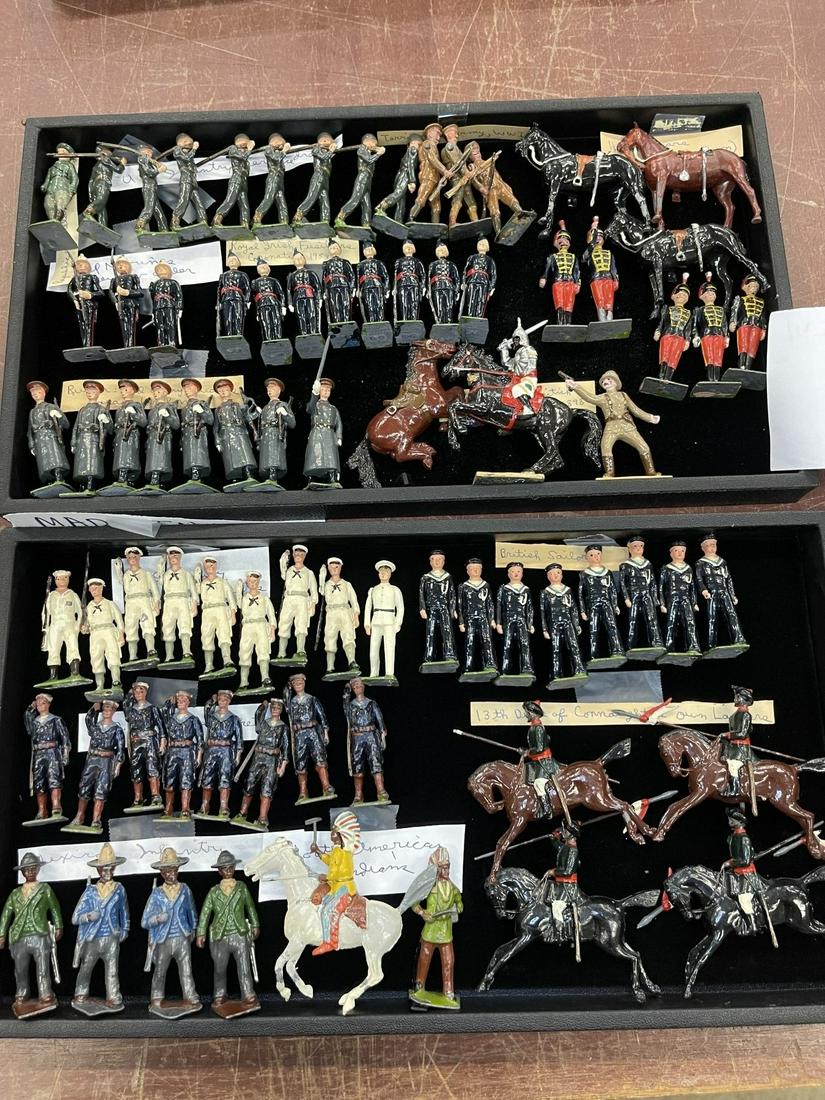 2 Trays of British Toy Soldiers (1 of 9)