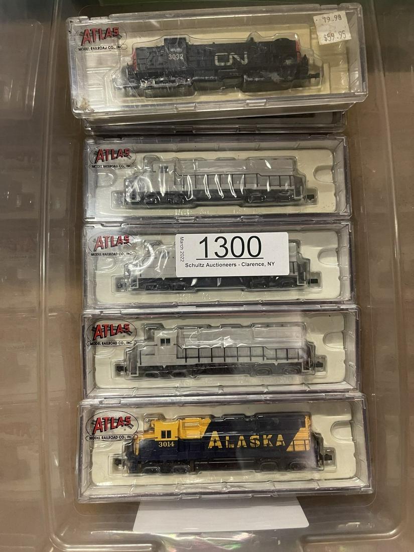6 Atlas N Scale Train Engines (1 of 6)