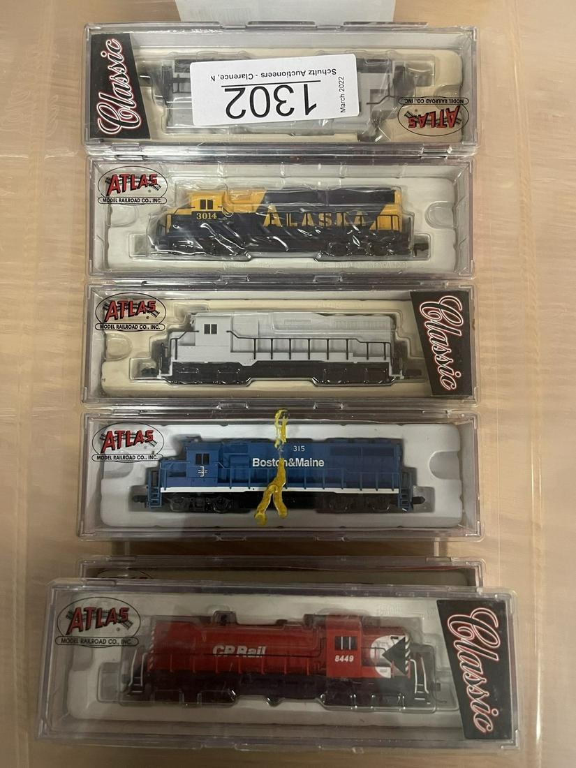 6 Atlas N Scale Train Engines incl. Alaska (1 of 5)