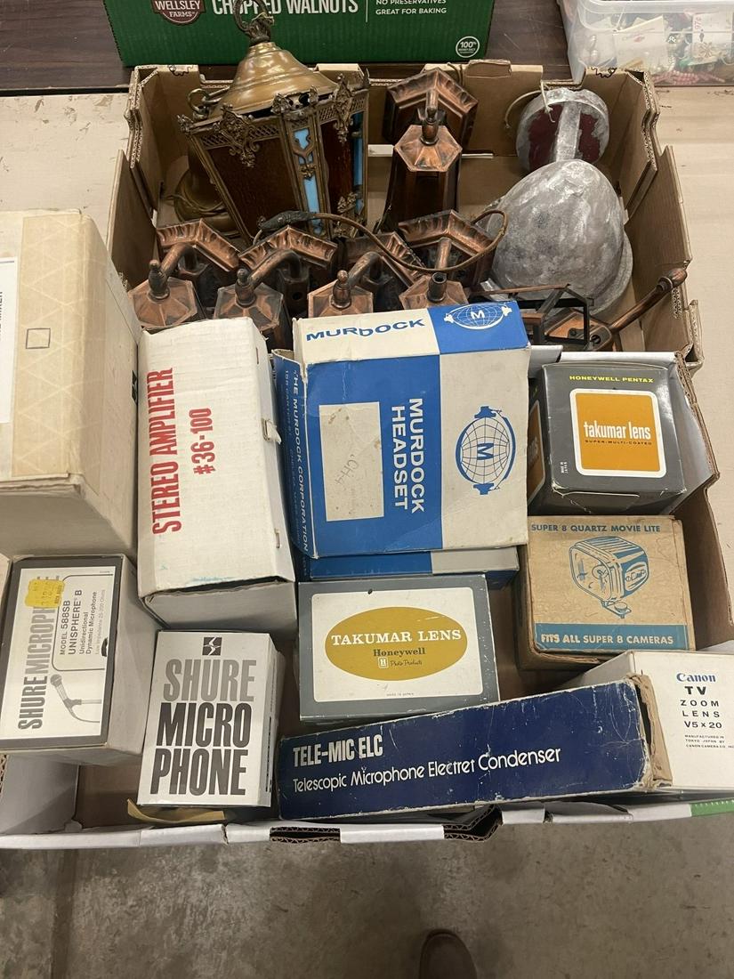 Misc. Lot incl. Microphones, Lenses, etc. (1 of 3)