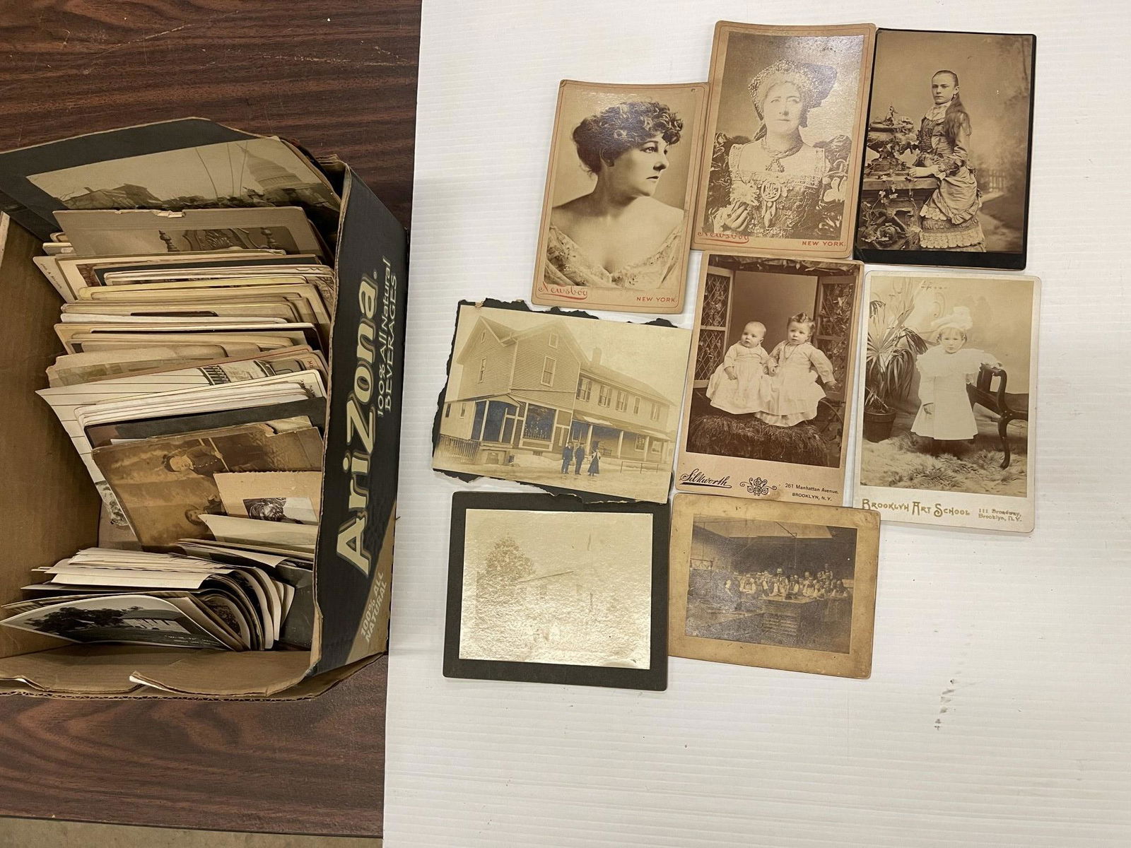 Lot of Cabinet Cards & Photo Postcards (1 of 2)