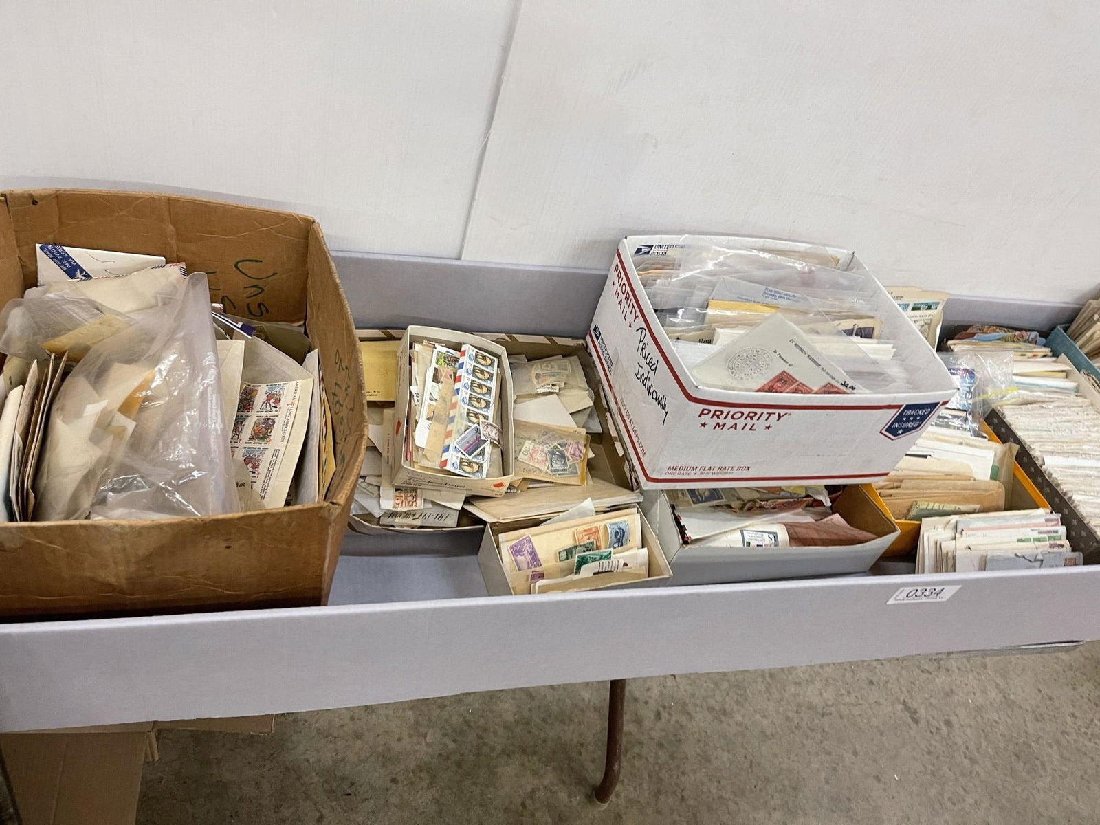 Large Lot Mixed Dealer Inventory Cancels, Mints (1 of 20)